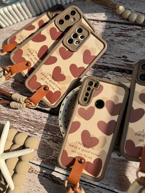 iPhone 15 phone case, brown heart design
