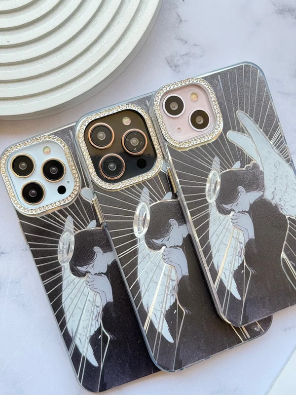 Angel design case iPhone 15