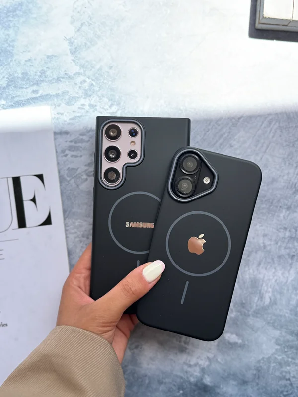 MagSafe case, gray design iPhone 16 Pro phone