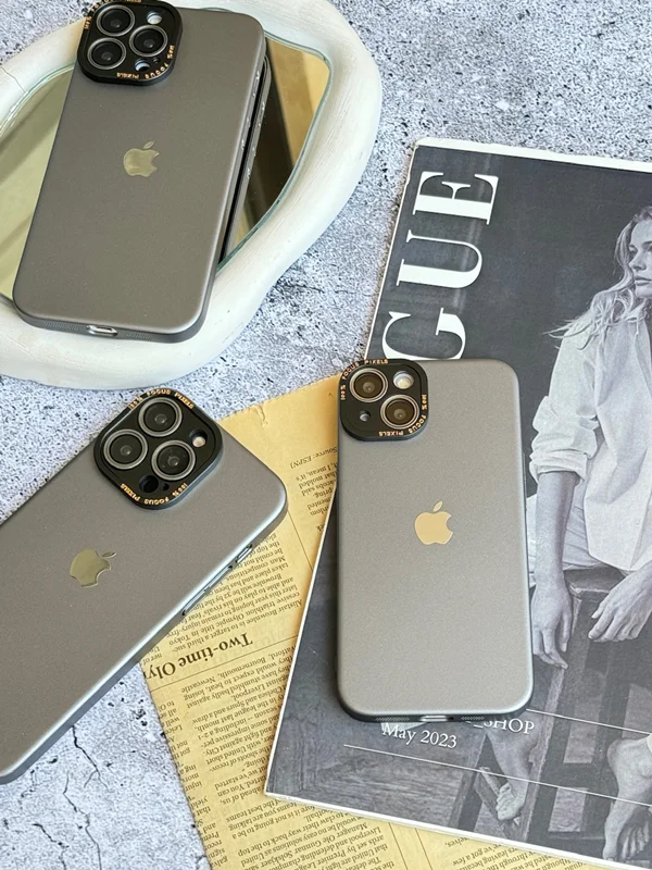 Stylish gray case Focus Pixel iPhone 13 phone