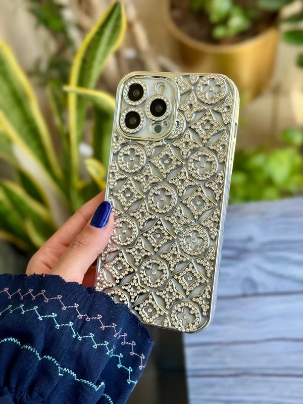 قاب طرح دایموند نگین دار گوشی آیفون 16 پرومکس