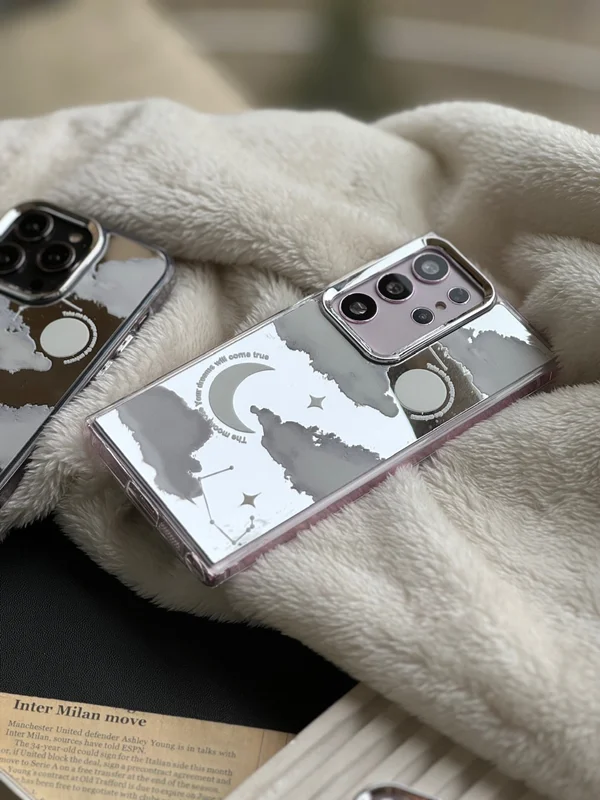Mirror case of the moon and constellations of the Samsung A72 phone
