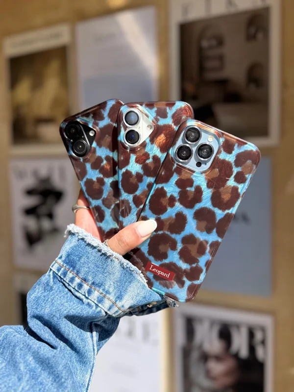 Blue Leopard Pattern Phone Case iPhone 15 phone