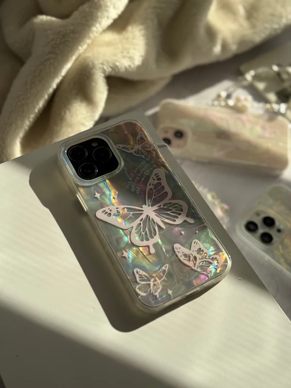 Butterfly holographic ice case with pendant