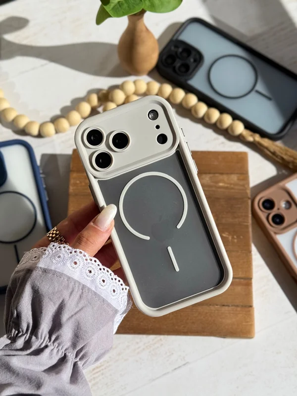 Solid MagSafe Design Phone Case with Matte Colored Frame iPhone 13 Pro phone