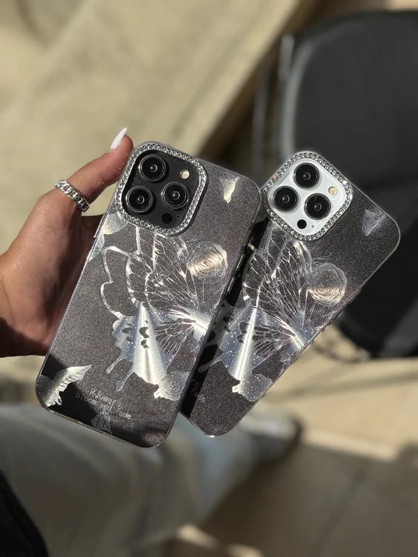 Illusion butterfly iPhone 11 case around the precious lens