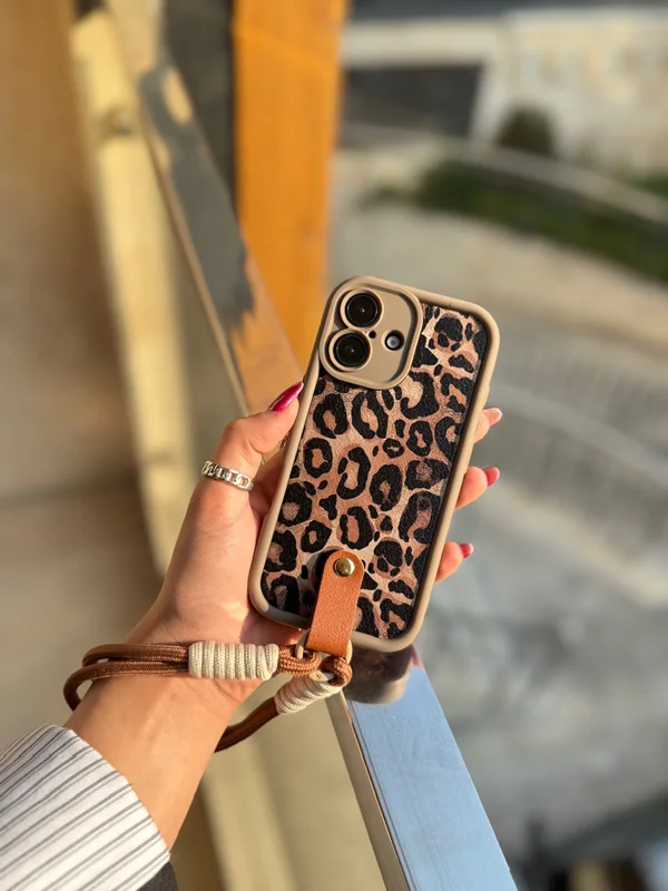 Brown leopard print Samsung A72 phone case with pendant