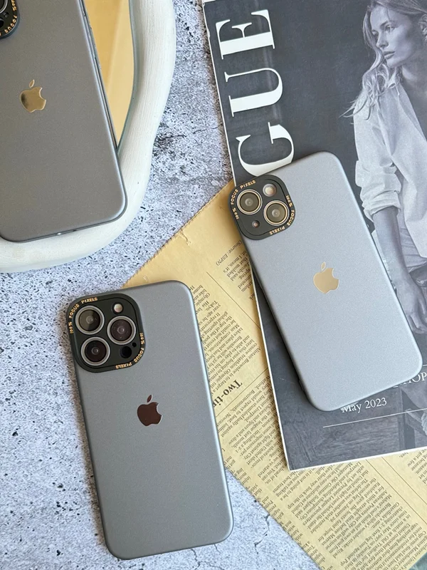 Stylish gray case Focus Pixel iPhone 13 phone