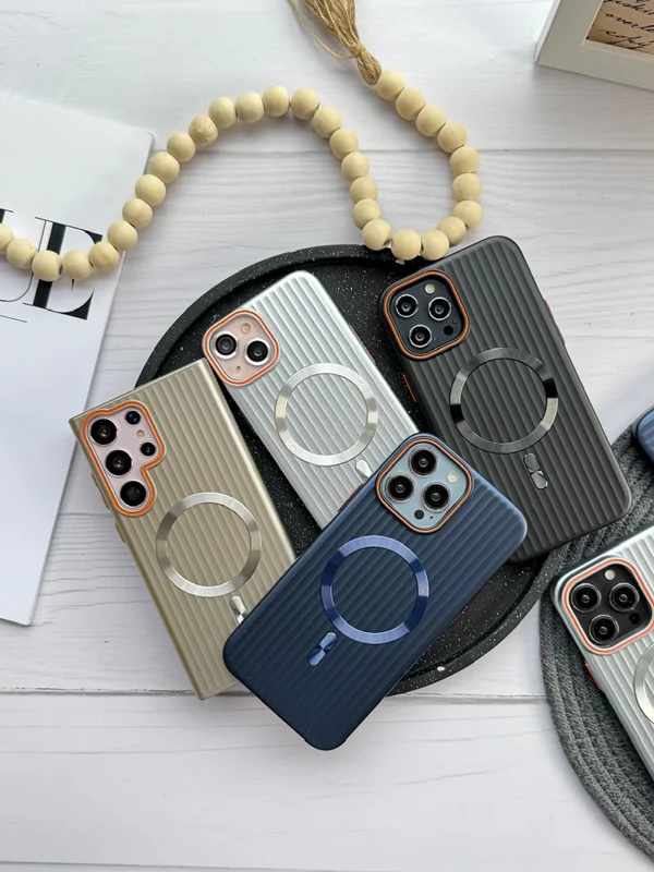 Mag safe iPhone case with shutter design