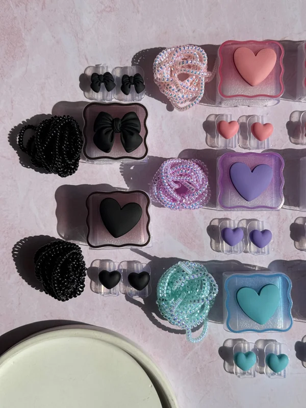 Samsung 25W Charger Cover with Cute Heart & Bow Design