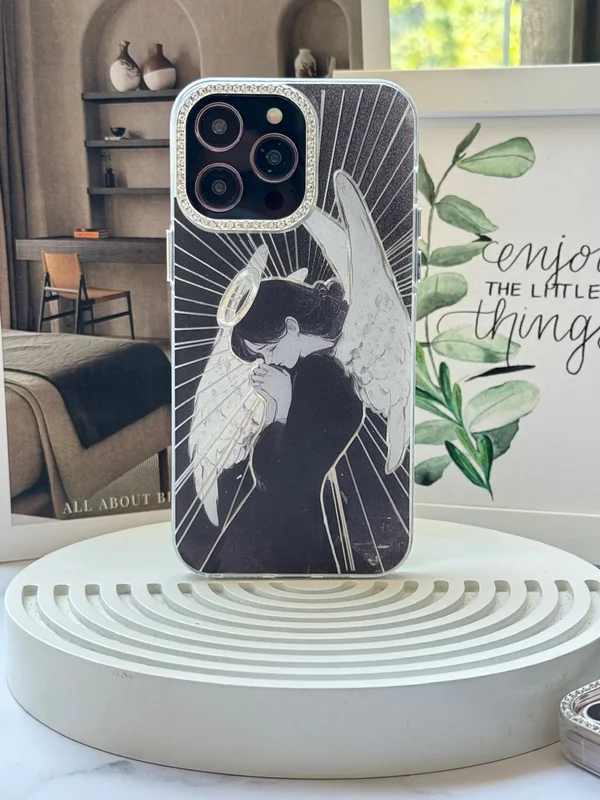 Angel design case iPhone 15