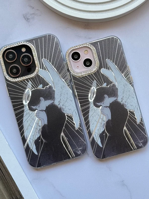 Angel design case iPhone 15