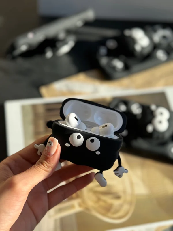 کاور ایرپاد طرح هپل سیلیکونی دست و پا