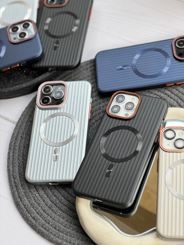 Mag safe iPhone case with shutter design