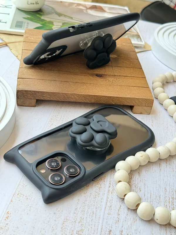 Clear iPhone 12 and iPhone 12 Pro case with cat's paw pop socket