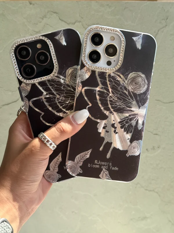 Illusion butterfly iPhone 11 case around the precious lens